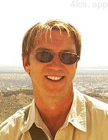 特伦斯·斯卡梅尔