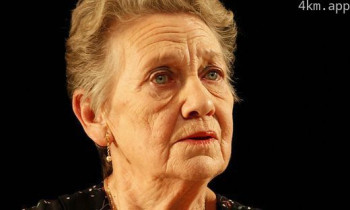 英格里德·布尔克哈德