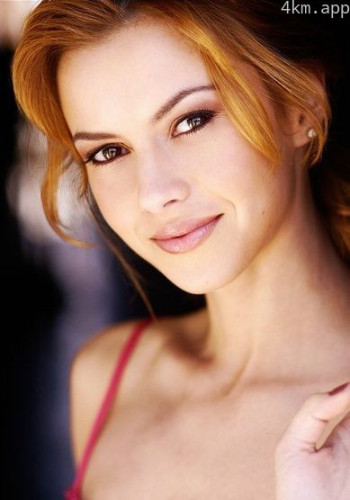 依莱娜 维奥莱特