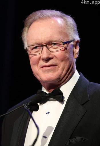 查克·斯卡伯勒