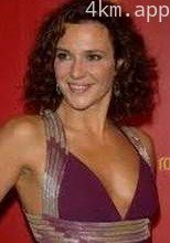 瓦莱里亚·卡瓦利