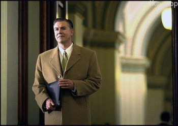 绍恩·米卡里夫