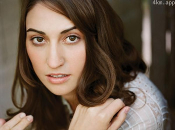 莎拉·巴莱勒斯