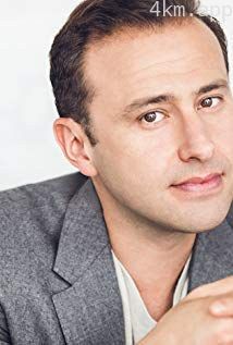 亚历克斯·雷兹尼克