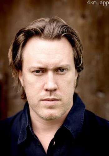 尼古拉斯·奥夫恰雷克