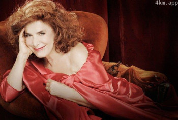 米尔塔·布斯内利