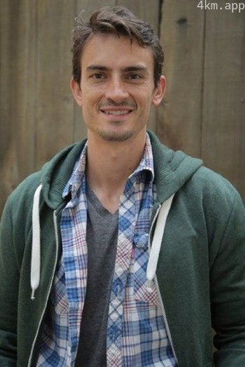 卢克·爱德华兹