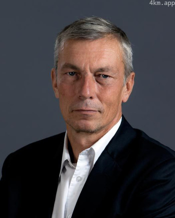 罗伯特·恩克尔