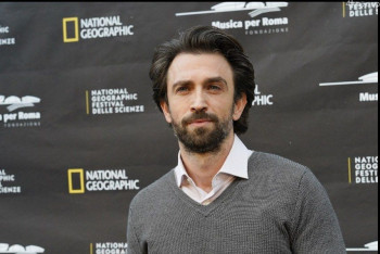 安德烈娅卡杜齐奥