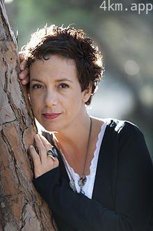 劳拉·德·拉乌兹