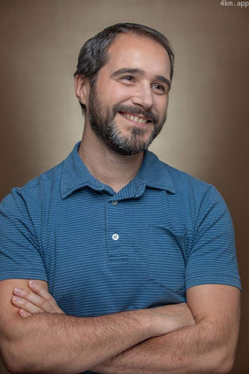 卢卡斯·桑塔纳