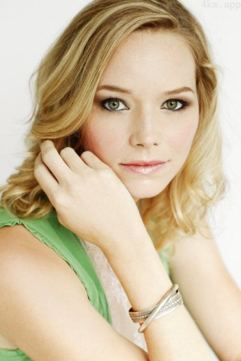 艾德丽安·皮克林