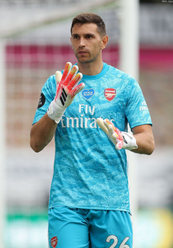 埃米利亚诺·马丁内斯