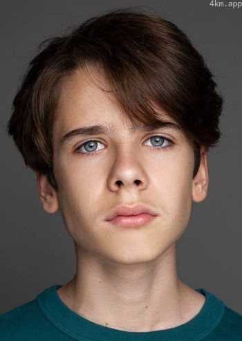 彼得·纳塔罗夫