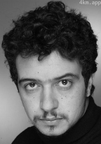 穆斯塔法·阿波拉希德