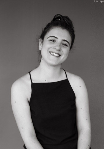 玛丽亚·赛尔祖埃拉