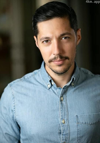 尼克·阿拉波格鲁