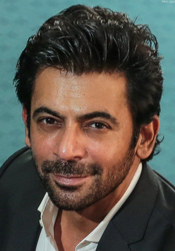 苏尼尔·格罗弗