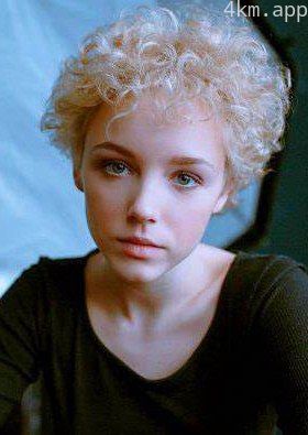 阿纳斯塔西娅·塔利齐娜