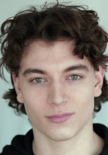 迈克尔·阿亚拉-科尔