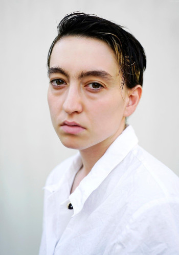 梅琳娜·科策卢