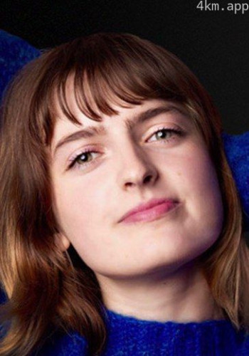 克洛伊·特罗斯特