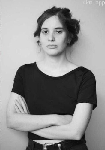 卡蜜拉·法布里