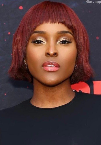 安托瓦内特·罗伯森