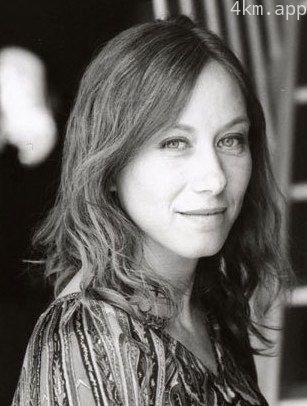 瓦莱丽·德维尔