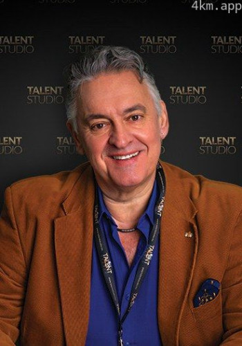 安德拉什·法拉戈