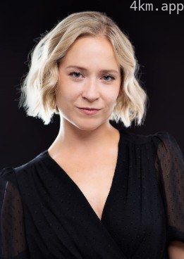 安娜·克伦沃尔茨