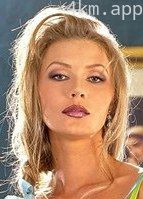 妮基塔·格罗斯