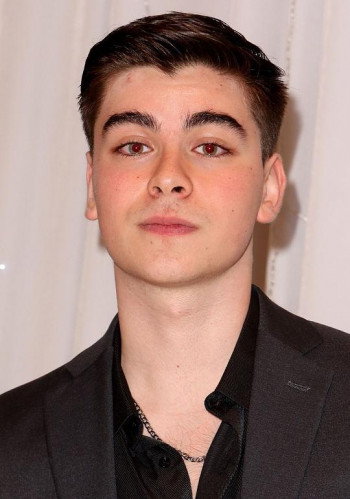 乔什·扎哈里亚