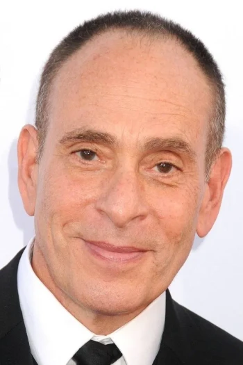 内斯特·塞拉诺