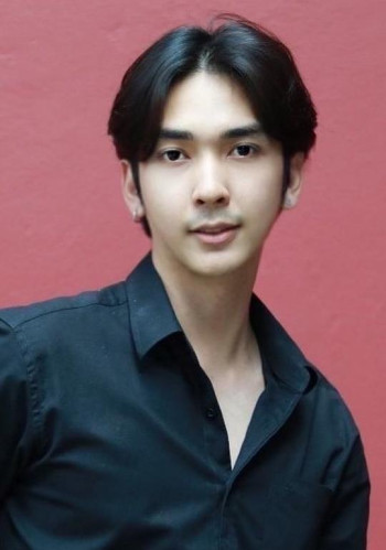 陈·普利瓦特·亚煵如鄂侬