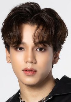 弗鲁克·纳特塔侬·通萨昂