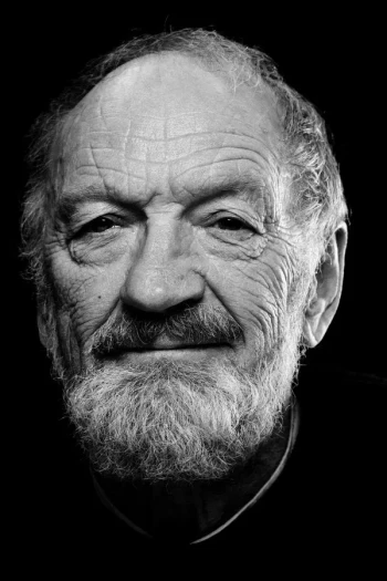 约翰·麦克埃尼