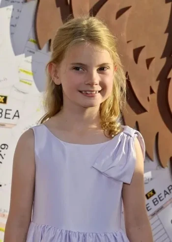 安娜贝尔·图米