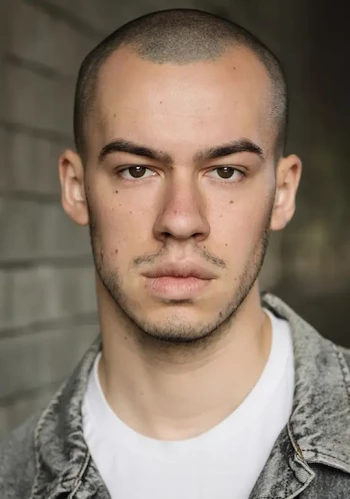 安德烈·马尼亚塔