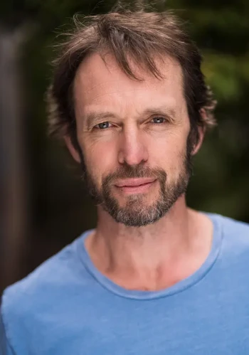 史蒂芬·菲利普斯