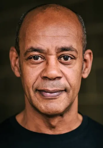 霍华德·萨德勒