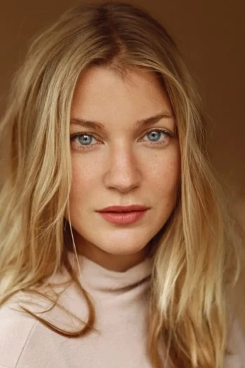 莫娜·瓦尔拉芬斯