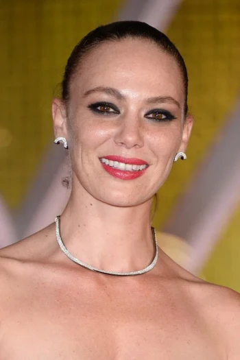 索妮亚·奥卡沙