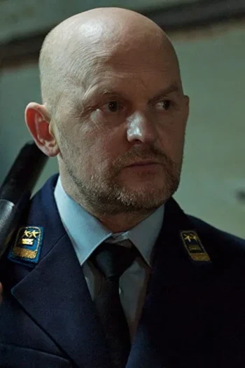 瓦伦丁·加内夫