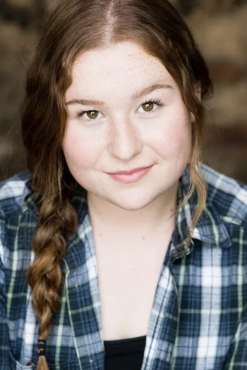 茱莉娅·莱斯特