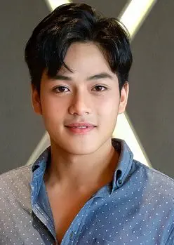 里斯·维察亚蓬·亚姆萨德