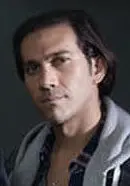 朱利安·托尔托拉