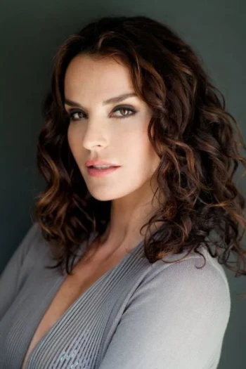 安娜·亚历山大