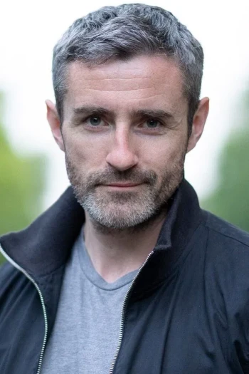 迈尔斯·基奥治