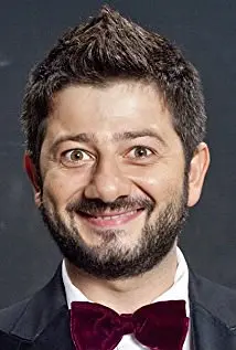 米克哈尔·加拉斯蒂恩